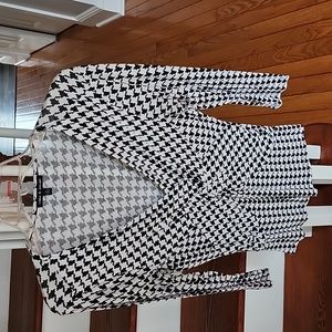 Houndstooth top sz small